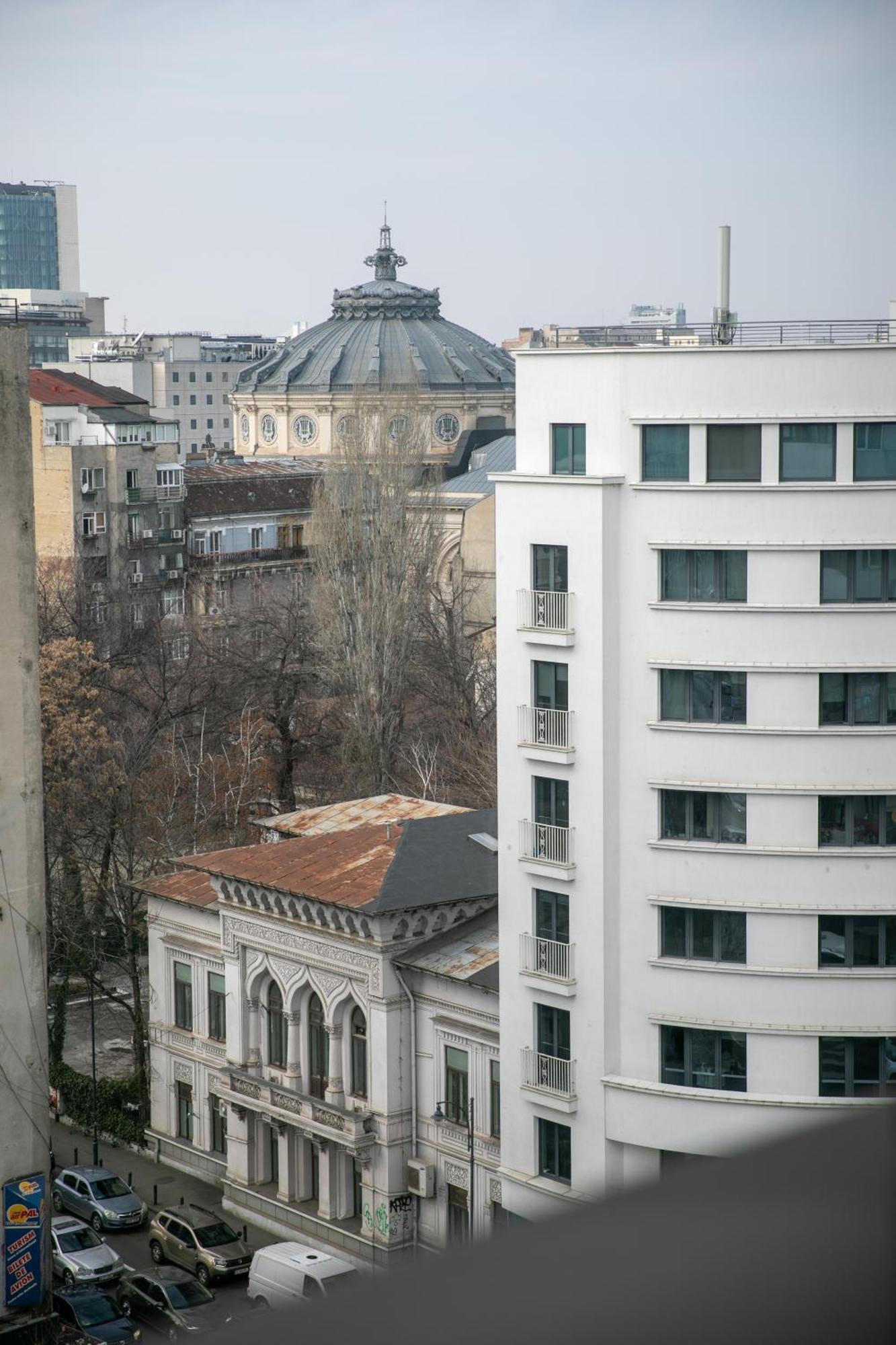 Nicolae Balcescu Dream House Apartment Bukares Bagian luar foto